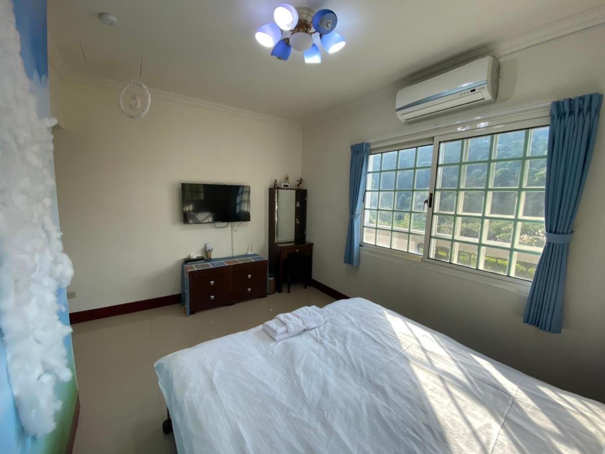 Mountain Gods B&B Nantou Екстер'єр фото